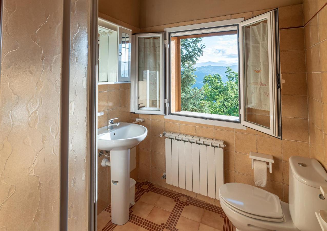 Casetta Maduneta Immersa In Un Oliveto Dolceacqua Kültér fotó